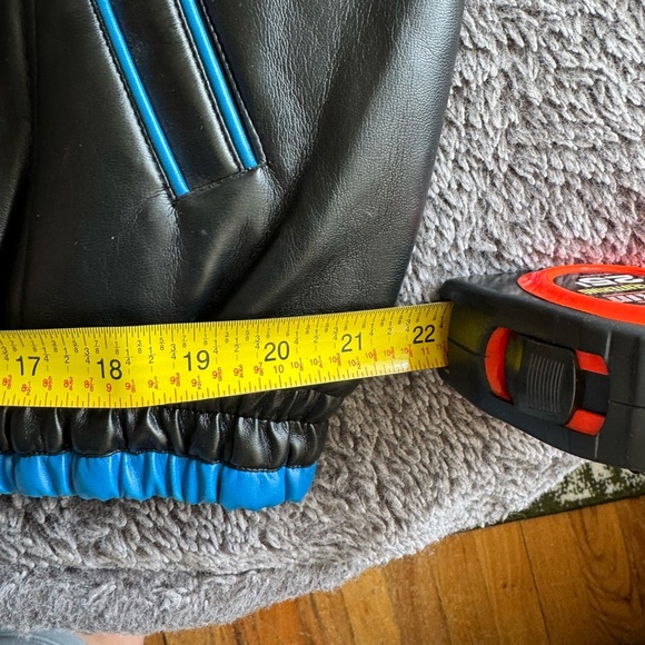 DETROIT LIONS Men’s Faux Leather Bomber Jacket - Picture 8 of 13